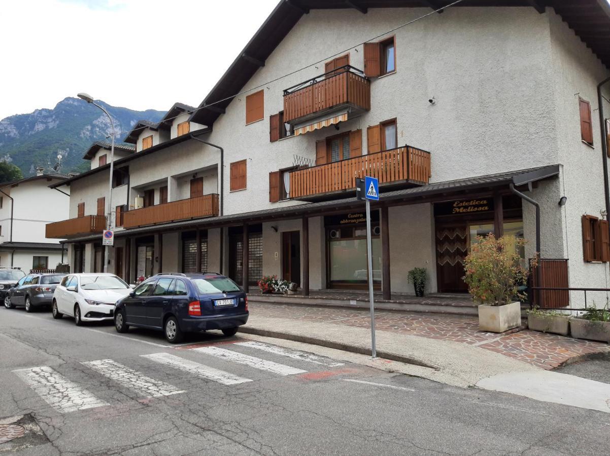 Bilocale A Piazza Brembanaアパートメント エクステリア 写真